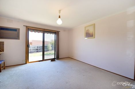 Property photo of 17 Merrigum Crescent Clarinda VIC 3169