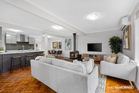 Property photo of 11 Alawara Drive Mooroolbark VIC 3138