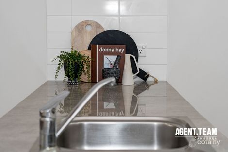 Property photo of 11 Hilda Kincaid Crescent Macgregor ACT 2615