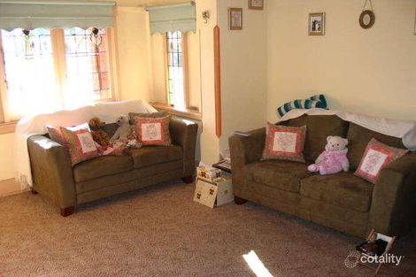 Property photo of 64 Thornhill Street Young NSW 2594