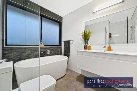 Property photo of 31 Clucas Road Regents Park NSW 2143