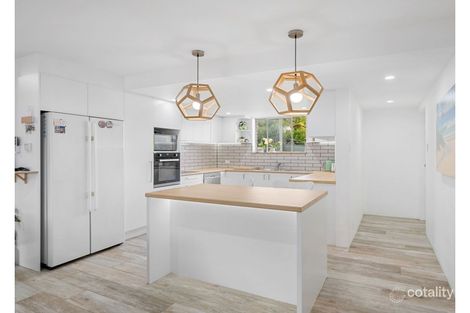 Property photo of 1/32 Lisson Grove Wooloowin QLD 4030