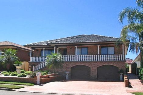 3 Apache Rd, Bossley Park, NSW 2176