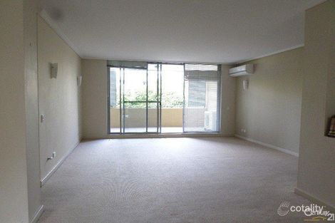 Property photo of 206/3 The Piazza Wentworth Point NSW 2127