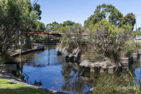 Property photo of 21 Duncan Loop Millbridge WA 6232