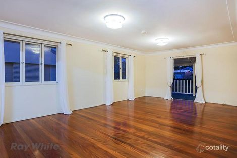 Property photo of 24 Bineen Street Carina QLD 4152