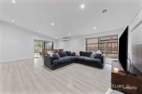 Property photo of 29 Cherrington Avenue Officer VIC 3809