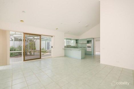 Property photo of 13 Lakeland Court Point Lonsdale VIC 3225