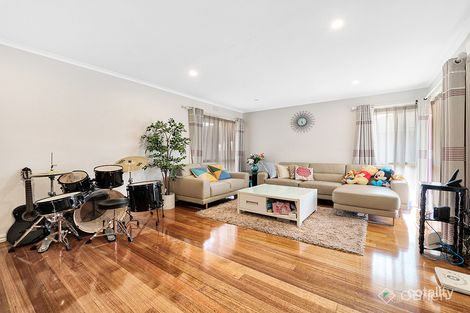 Property photo of 4 Oleander Street Glen Waverley VIC 3150