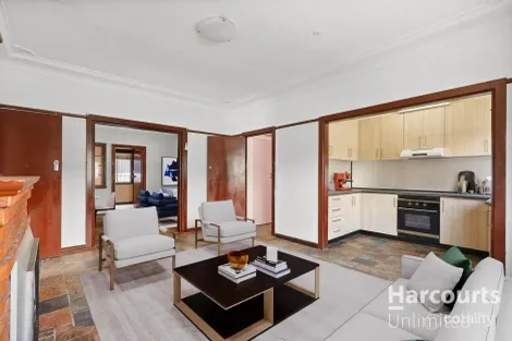 Property photo of 24 Coveny Street Doonside NSW 2767