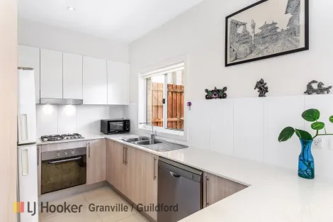 Property photo of 8/8-12 Rosebery Road Guildford NSW 2161