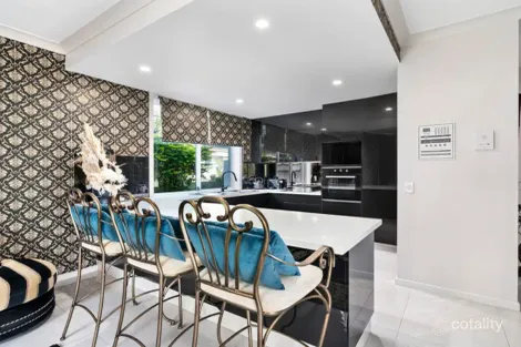 Property photo of 3 Prosperity Drive Helensvale QLD 4212