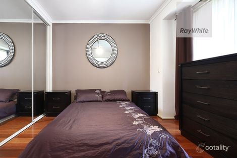 Property photo of 15 Fielders Walk Westmeadows VIC 3049