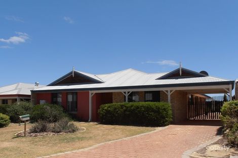 35 Thundelarra Ave, Ellenbrook, WA 6069