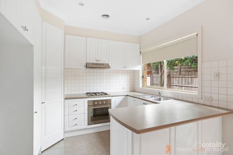 Property photo of 2/42 Edward Street Macleod VIC 3085