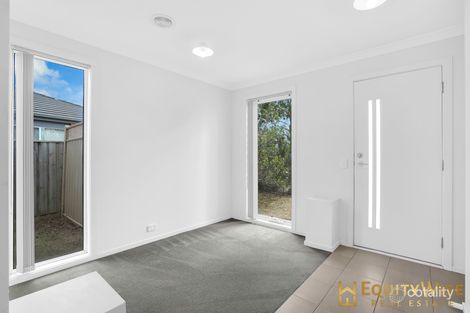 Property photo of 3 Tussock Link Wyndham Vale VIC 3024