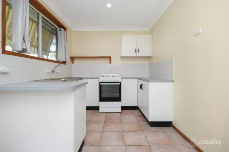 Property photo of 68 Pinehurst Way Blue Haven NSW 2262