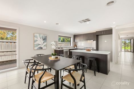 Property photo of 27 Meander Road Doreen VIC 3754