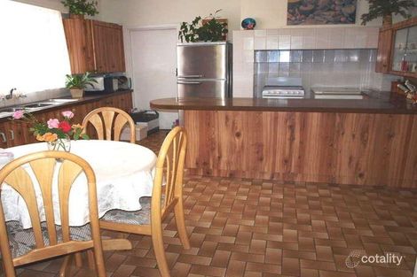 Property photo of 39 Maple Crescent Bell Park VIC 3215