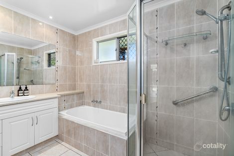 Property photo of 7 Amos Crescent Mount Lofty QLD 4350