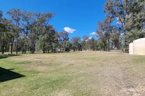 Property photo of 24 Wagtail Drive Regency Downs QLD 4341