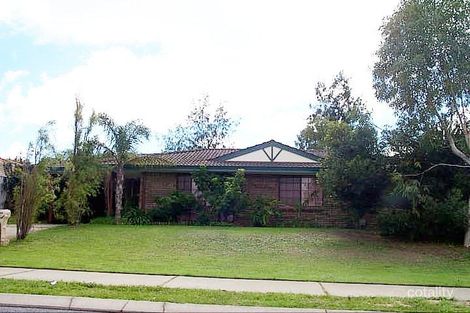 17 Rawlinson Dr, Marangaroo, WA 6064