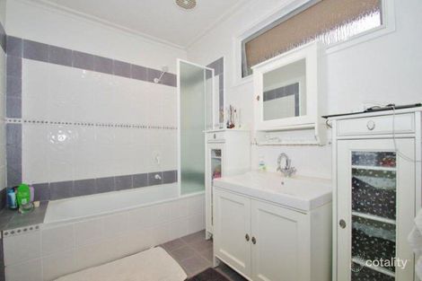 Property photo of 6 Swiss Chalet Road Badger Creek VIC 3777