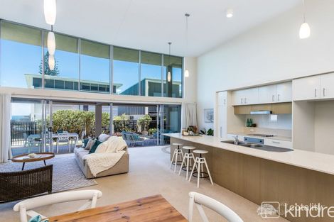 Property photo of 4/146 Prince Edward Parade Scarborough QLD 4020