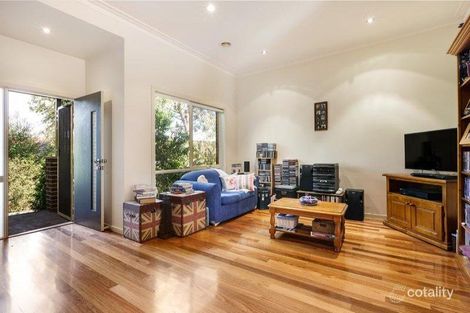 Property photo of 2/43 Rattray Road Montmorency VIC 3094