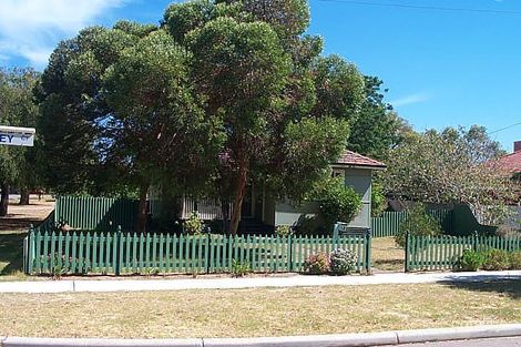 18 Ridley Ct, Medina, WA 6167