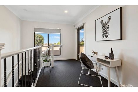 Property photo of 2/125 Warrandyte Road Ringwood North VIC 3134