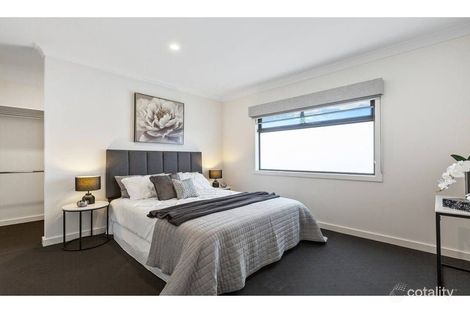 Property photo of 2/125 Warrandyte Road Ringwood North VIC 3134