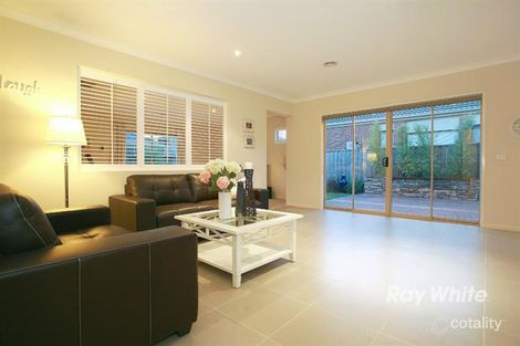 Property photo of 2 Tea Tree Court Lyndhurst VIC 3975