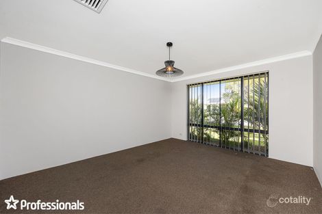 Property photo of 18 Madeira Turn Byford WA 6122