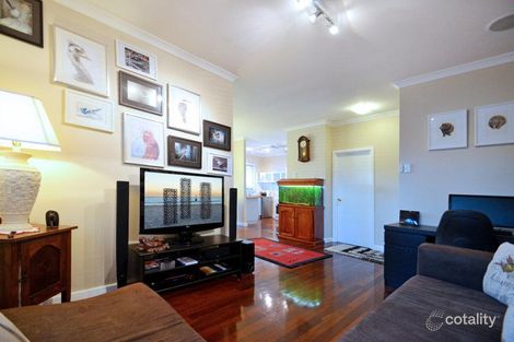 Property photo of 39 Paris Way Karrinyup WA 6018