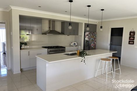 Property photo of 8 Dalmahoy Court Shepparton VIC 3630