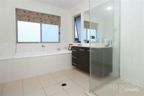 Property photo of 31 Gardenia Circuit Heathwood QLD 4110