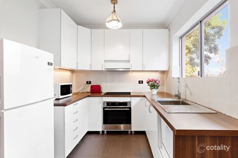 2/666 Kingsford Smith Dr, Hamilton, QLD 4007