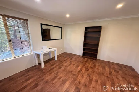 Property photo of 11 Yarrunga Close Jane Brook WA 6056