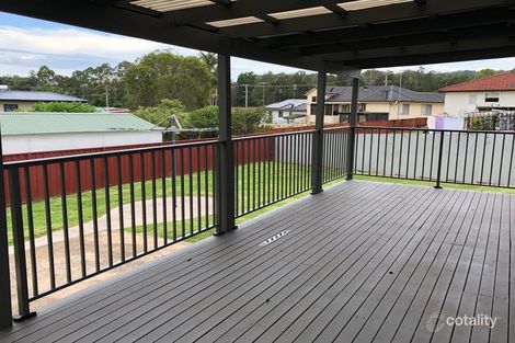 Property photo of 17 Tallawong Crescent Dapto NSW 2530