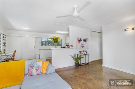 Property photo of 2/432 McCoombe Street Mooroobool QLD 4870