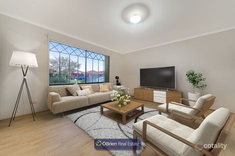 Property photo of 12 Oakman Way Hampton Park VIC 3976