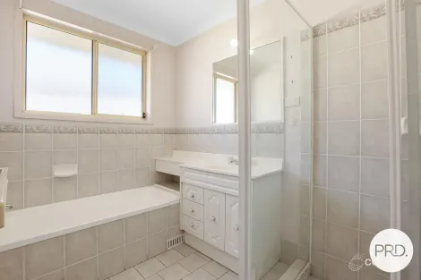 Property photo of 8 Dabpeto Road Horsley NSW 2530