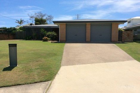 5 Coonang Cres, Warana, QLD 4575