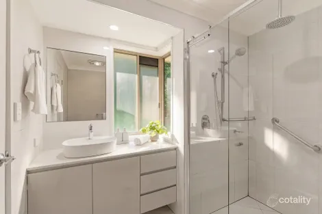 Property photo of 20 Collaroy Road Guanaba QLD 4210