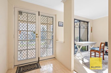 Property photo of 8 Kinnerton Gardens Canning Vale WA 6155