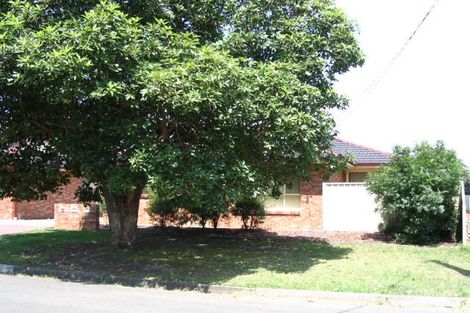 2/8-10 Werowi St, Dapto, NSW 2530