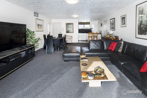 Property photo of 5/2 T E Peters Drive Broadbeach Waters QLD 4218