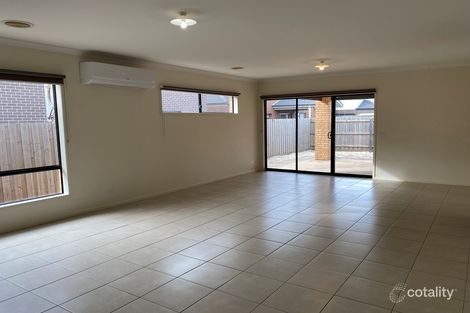 Property photo of 15 Muster Drive Aintree VIC 3336