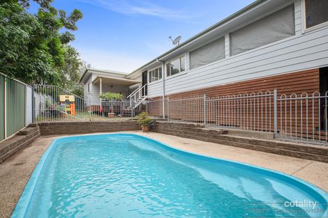 Property photo of 3 Clayton Crescent Rutherford NSW 2320